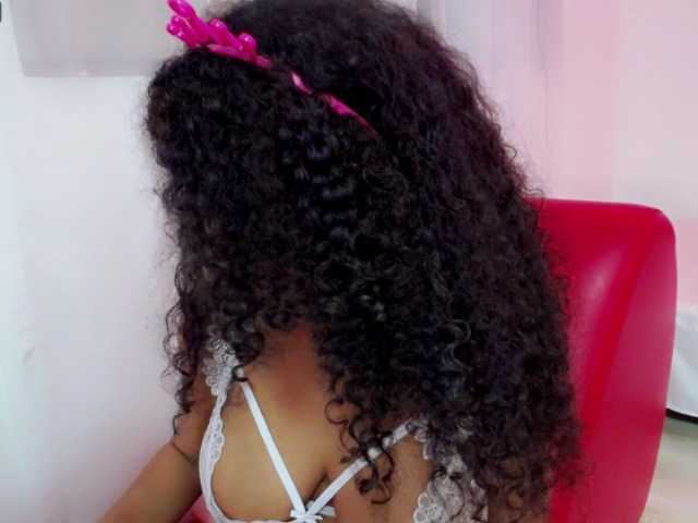 Live sex webcam photo for ANGELROOSE #261190026