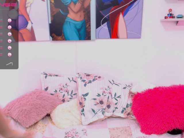 Live sex webcam photo for ScarleetLiz #246007492