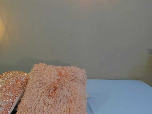 Live sex webcam photo for Princessebony #241285432
