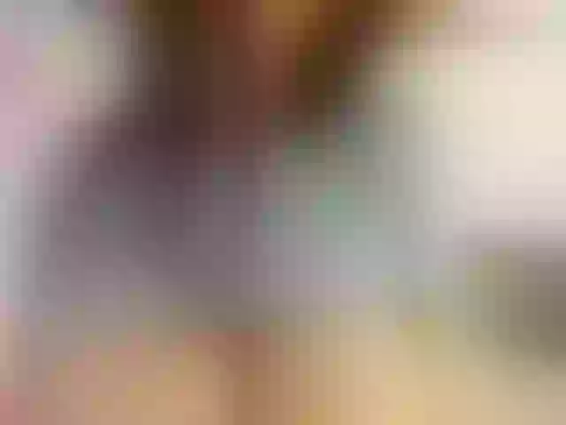 Live sex webcam photo for LuvGeorgia #252885498