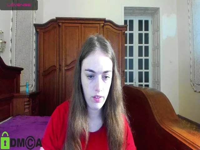 Live sex webcam photo for Fi_Lena #264760867