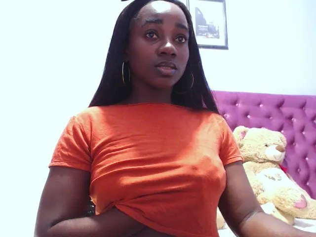 Live sex webcam photo for CristalClock #258031392
