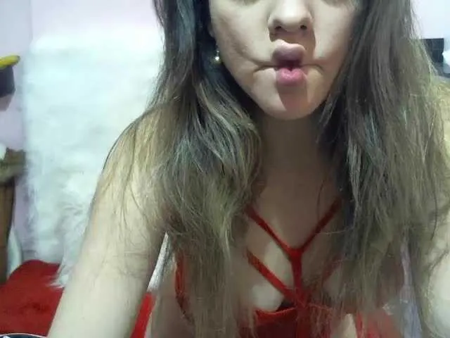 Live sex webcam photo for Rosee- #240897876