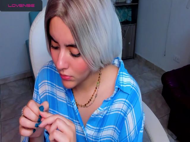 Live sex webcam photo for Tasha_cooper1 #255345591