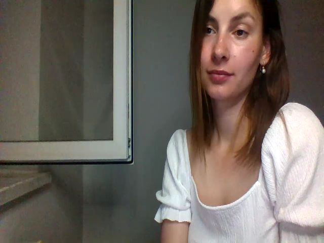 Live sex webcam photo for MisssSun #254252835