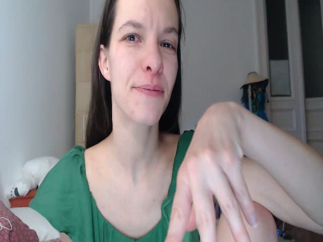 Live sex webcam photo for PetitePinkie #257187944