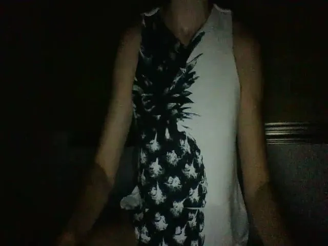Live sex webcam photo for CheelyWilly #253552467