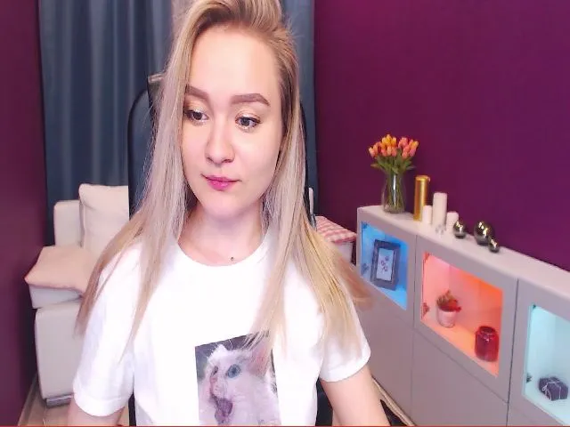 Live sex webcam photo for Kara_Smith #255185916