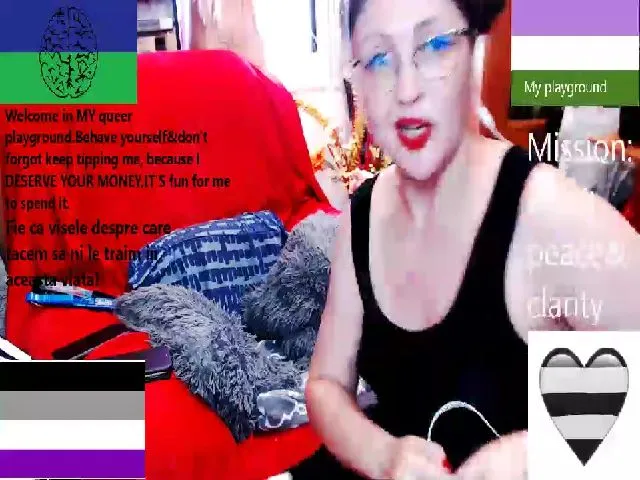 Live sex webcam photo for ImperatrizaS #262079188