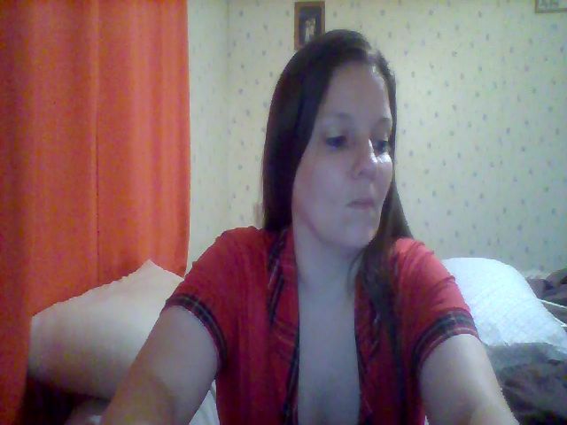 Live sex webcam photo for YoungMomma2 #257288591