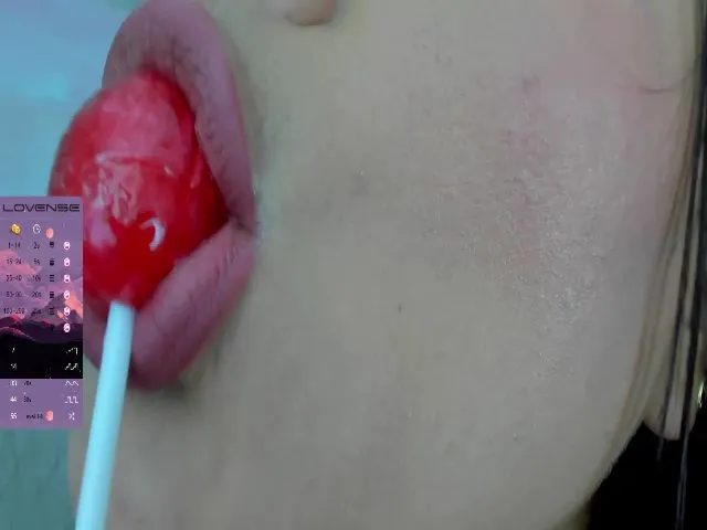 Live sex webcam photo for Jimena_saenz #256616224