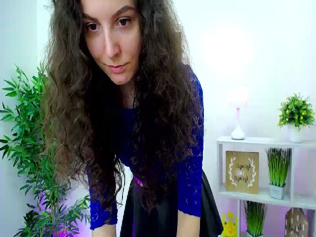 Live sex webcam photo for Linda__sweet #255953560