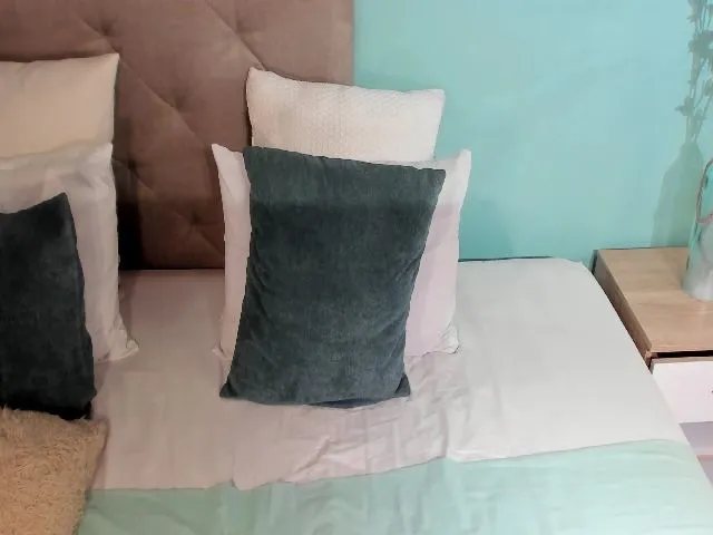 Live sex webcam photo for circenmilen #265422070