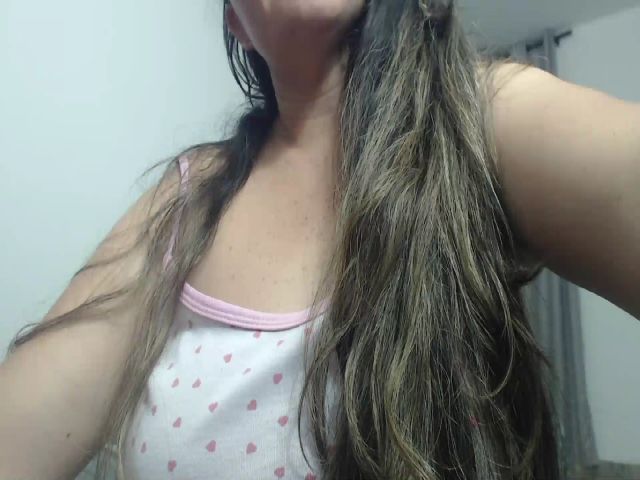 Live sex webcam photo for squirtx_hott #254338868