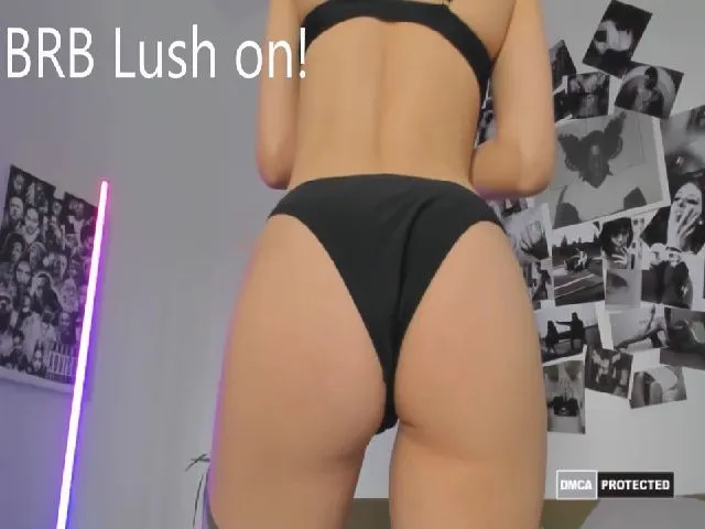 Live sex webcam photo for SpicyTrouble #254110529