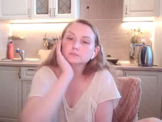 Live sex webcam photo for JaneGrey111 #254057101