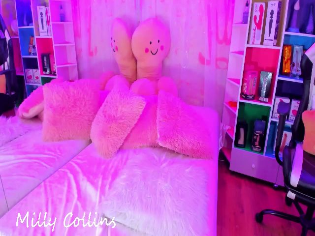Live sex webcam photo for MillyCollins #265158865