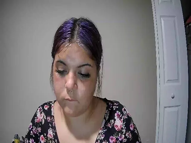 Live sex webcam photo for Lilmisspurp #252433779