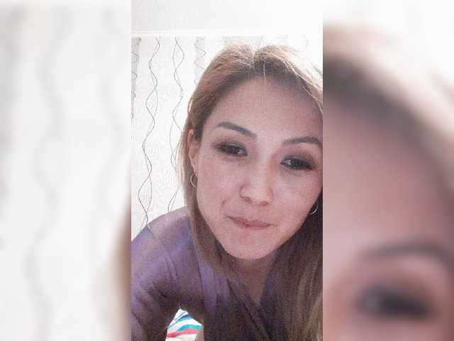 Live sex webcam photo for LiliToli1 #287998080