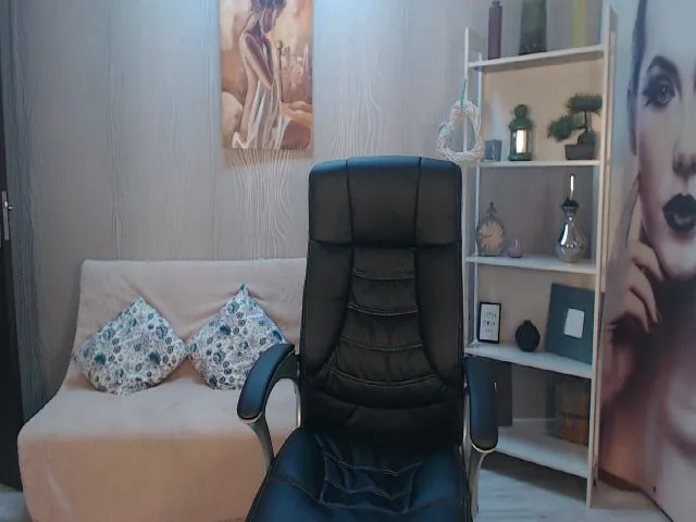 Live sex webcam photo for GoddesSophy #260556166