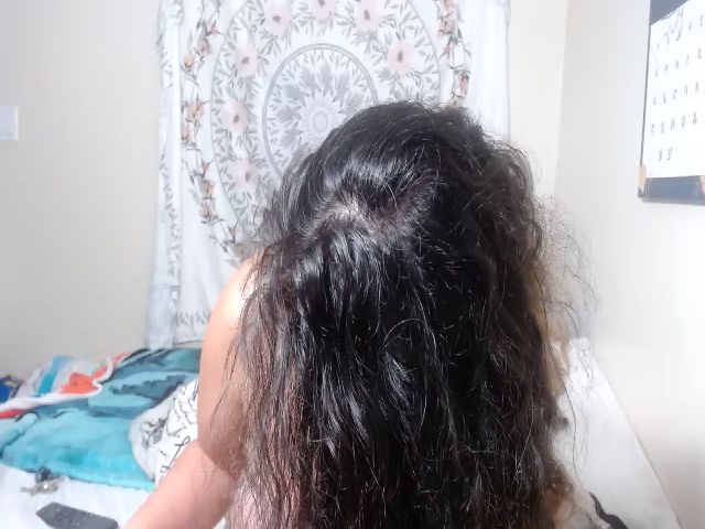Live sex webcam photo for Lil_Monster22 #263886562