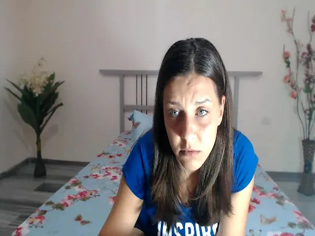 Live sex webcam photo for Ceraselalove #256245644
