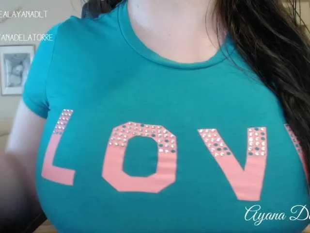 Live sex webcam photo for AyanaXOXO #240964340