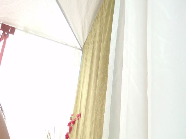 Live sex webcam photo for Emmarocker #261434470