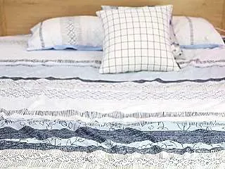 Live sex webcam photo for Jeannine_ #242291967