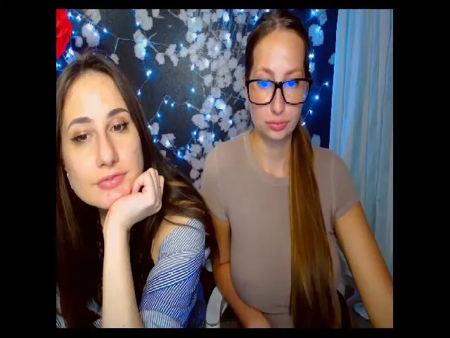 Live sex webcam photo for MaryRichar #255394900