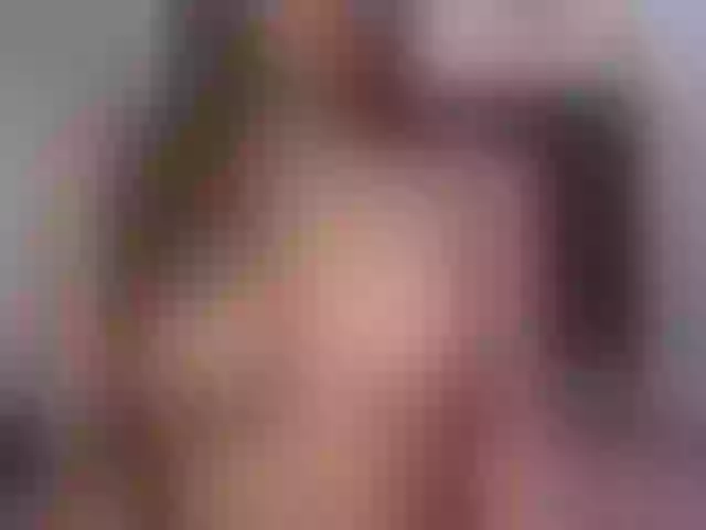Live sex webcam photo for Alisoonn #241102435