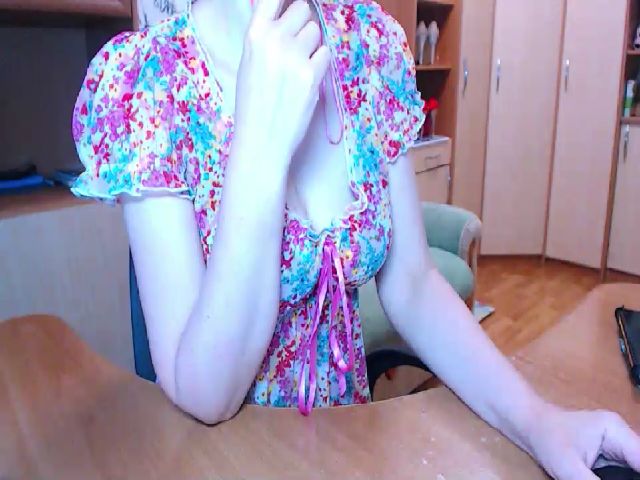 Live sex webcam photo for Oly_nice_ #252833367