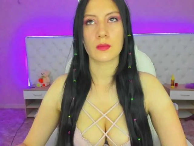 Live sex webcam photo for Alison-fire #243853661