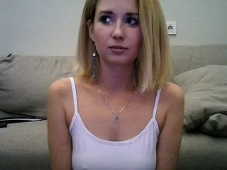 Live sex webcam photo for EmiliRose #240651566