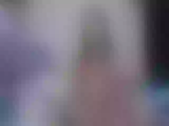 Live sex webcam photo for RiverMoonx #262438104