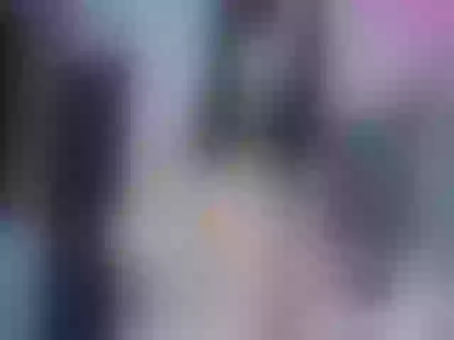 Live sex webcam photo for AprilQueen #252578066