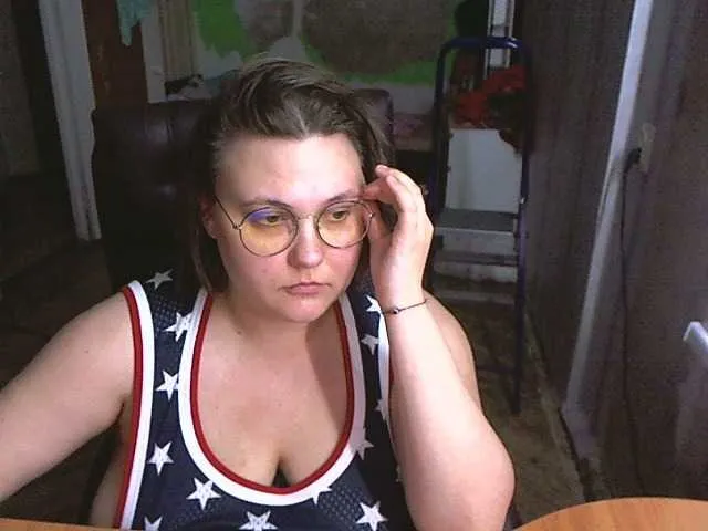 Live sex webcam photo for HotAlexa #241340677