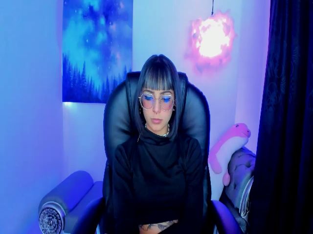 Live sex webcam photo for Angelsiinner #255342705