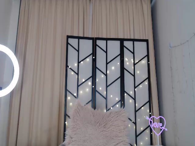 Live sex webcam photo for Missy_matrix #256905640