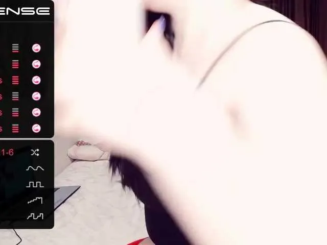 Live sex webcam photo for meripoppens #241259126