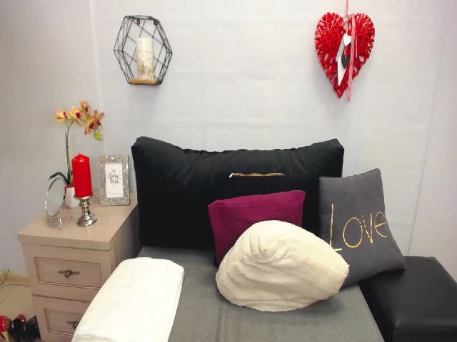 Live sex webcam photo for LaylaFantasy #254160296