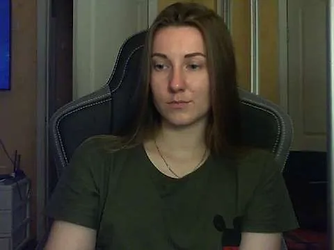 Live sex webcam photo for EmmaMendes #245060521