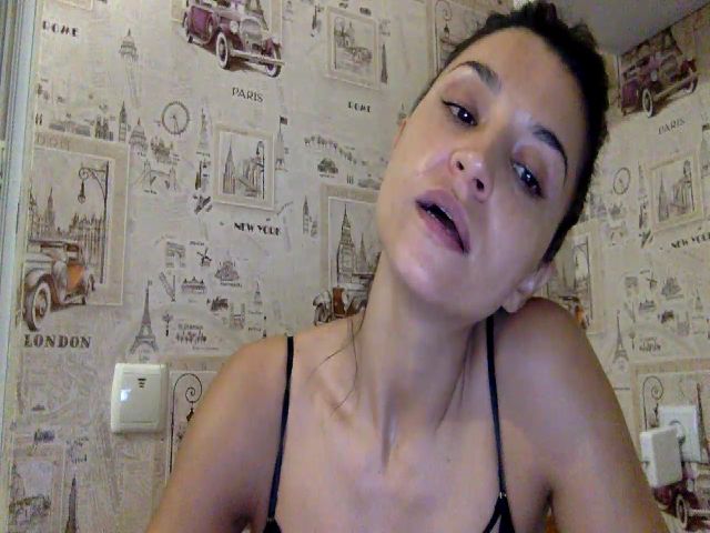 Live sex webcam photo for JolyBoss #265093154