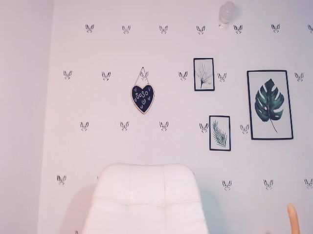 Live sex webcam photo for Tamy_bennett #252838920