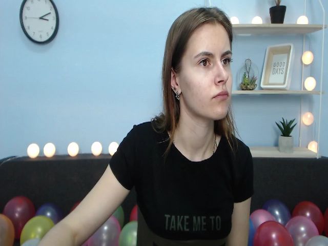 Live sex webcam photo for MollyTravis #252604053