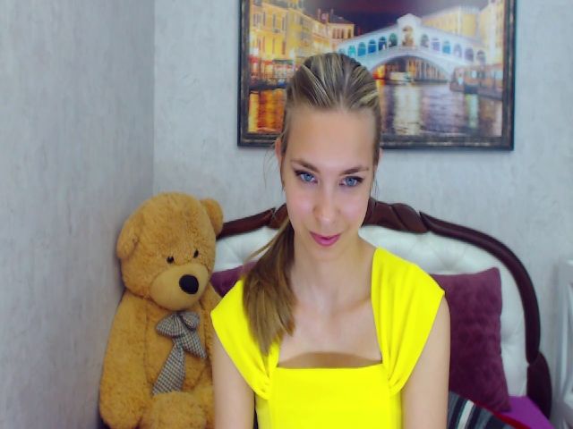 Live sex webcam photo for RossandaShy #256836136