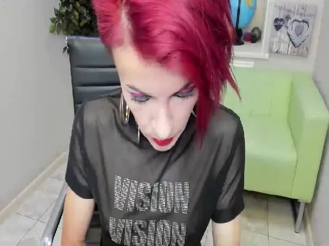 Live sex webcam photo for RubyBlaze #257495363