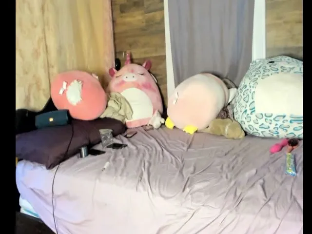 Live sex webcam photo for BellaBiddie #261019405
