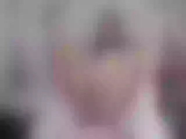 Live sex webcam photo for SexyAshley2x #264159478