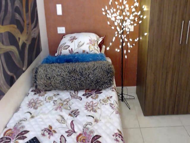 Live sex webcam photo for Forevermanu #260734543